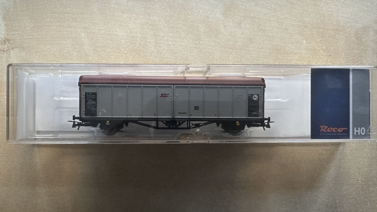 Set 2 vagoane CFR Marfa Hbikklls Roco 76797