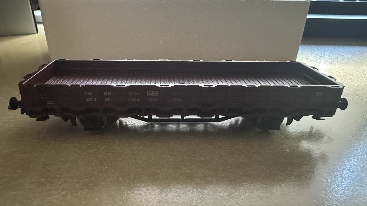 Vagon de marfa platforma Roco 46031