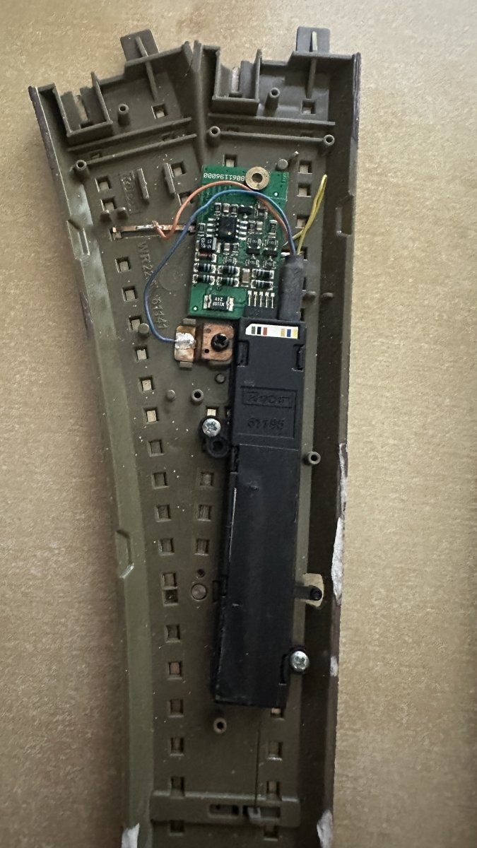 Set de sine si macazuri Roco Geoline - 2 actionari electrice si 2 decodoare digitale