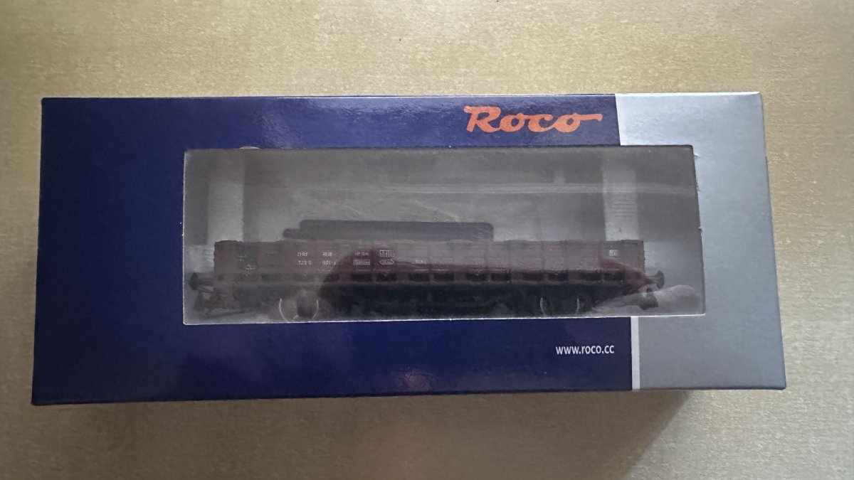 Vagon de marfa platforma Roco 46031