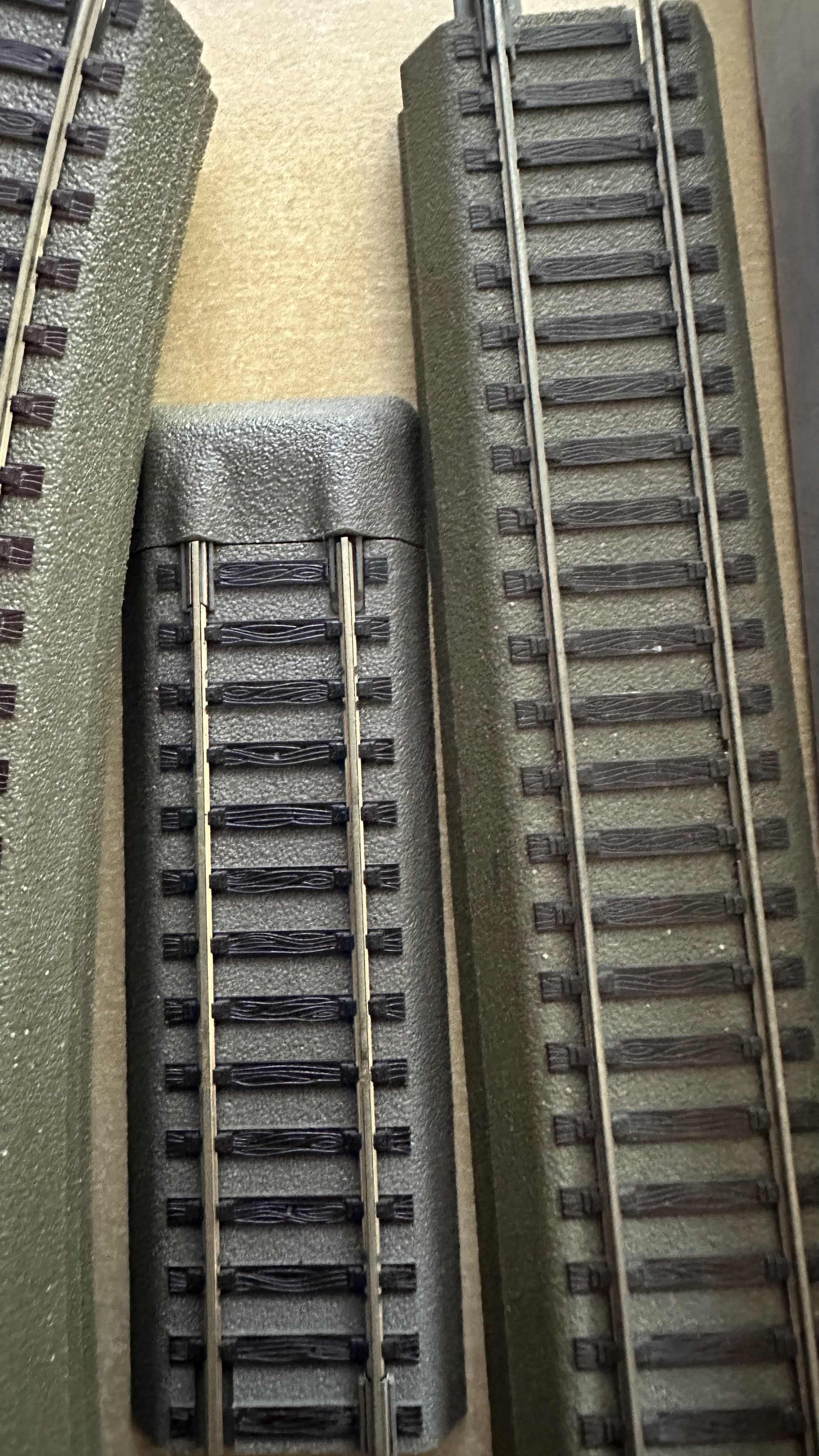 Set de sine si macazuri Roco Geoline - 2 actionari electrice si 2 decodoare digitale