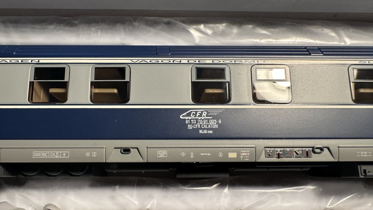 vagon de dormit AVA 200 express AF 20094