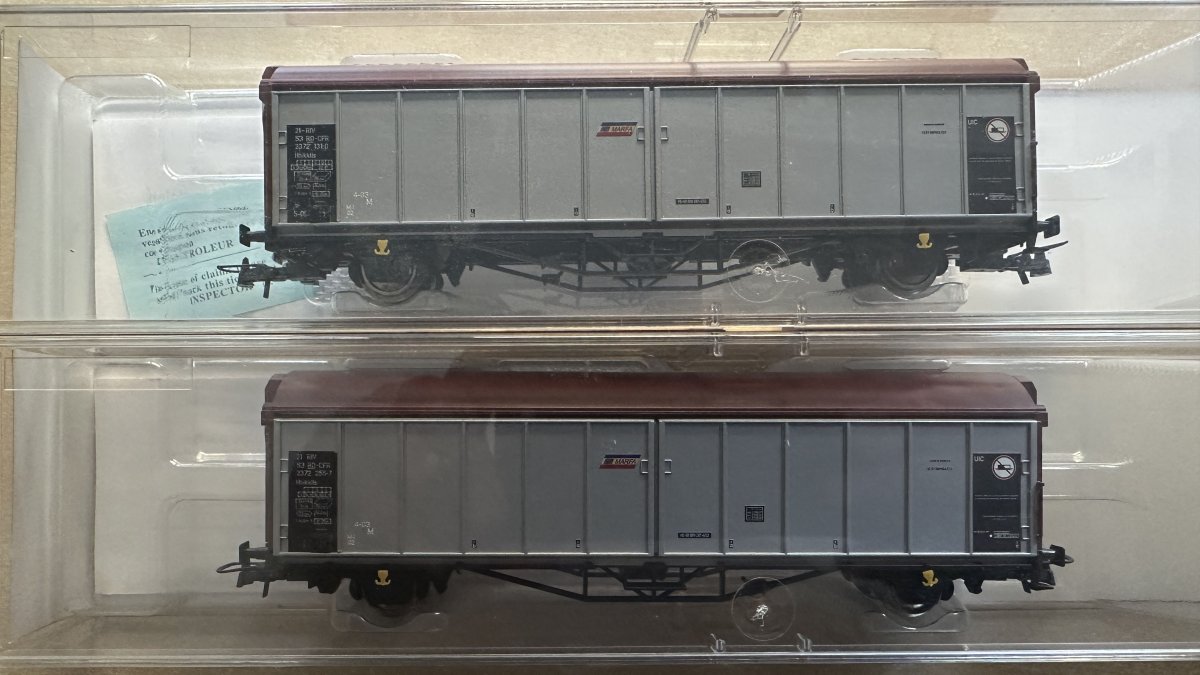 Set 2 vagoane CFR Marfa Hbikklls Roco 76797