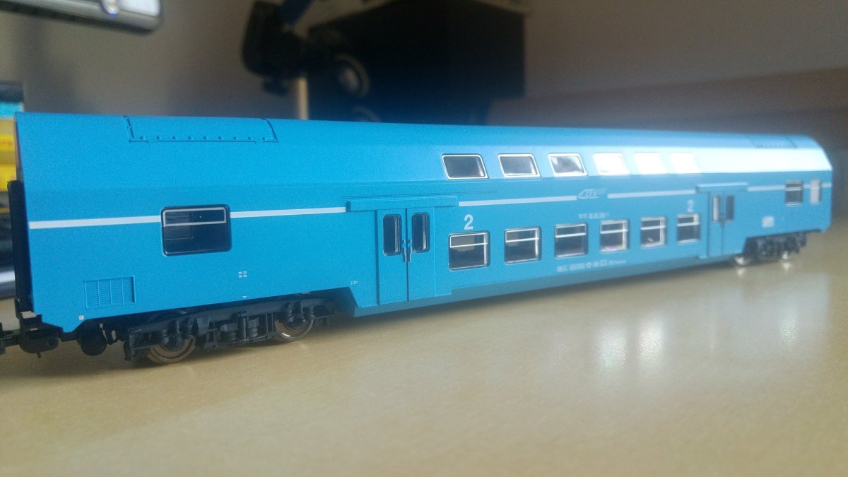 Vagon de calatori etajat 26-26 Piko Expert 97066